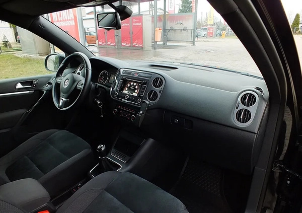 Volkswagen Tiguan cena 51800 przebieg: 208000, rok produkcji 2012 z Międzyrzec Podlaski małe 172
